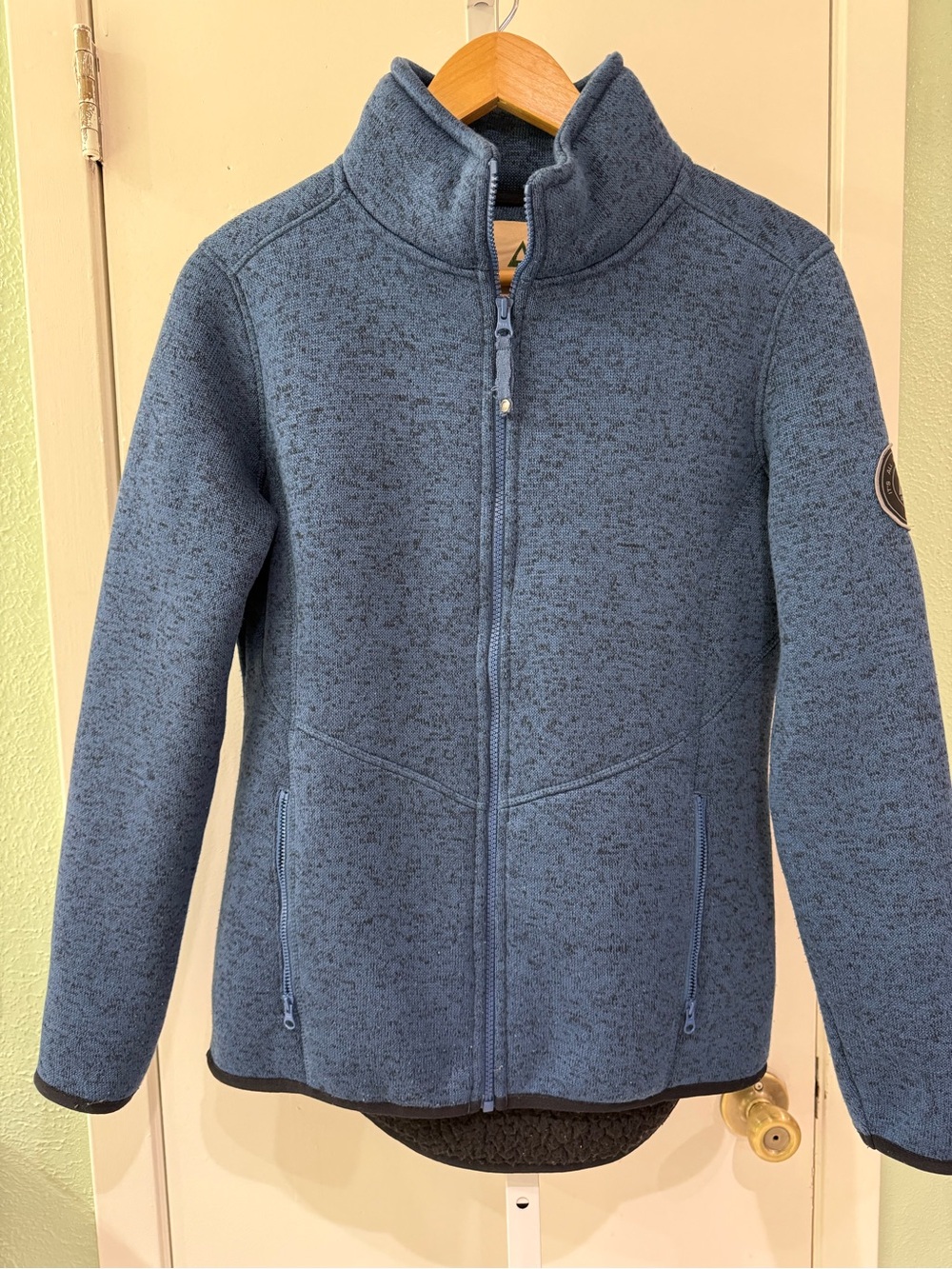 Ascend Women Blue/ black Full-Zip winter coat.
